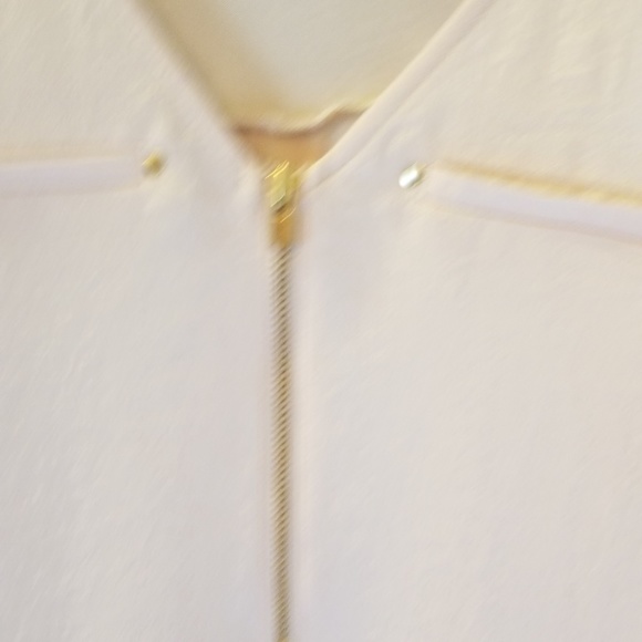 Express Sleeveless Top EUC - Picture 3 of 8